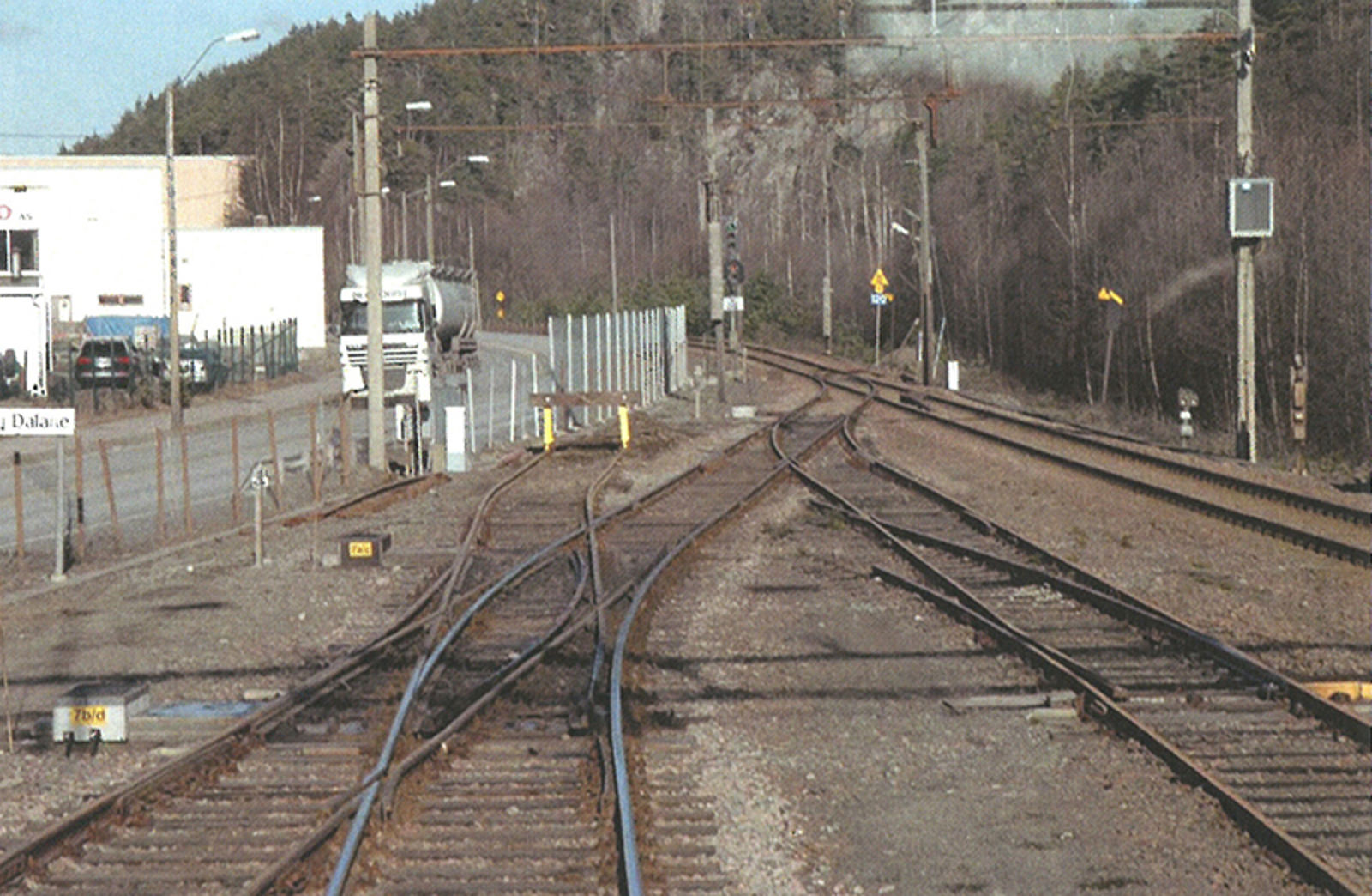Oversiktsbilde av utkjøringsspor på Dalane stasjon med synlig sporstopper i midten.