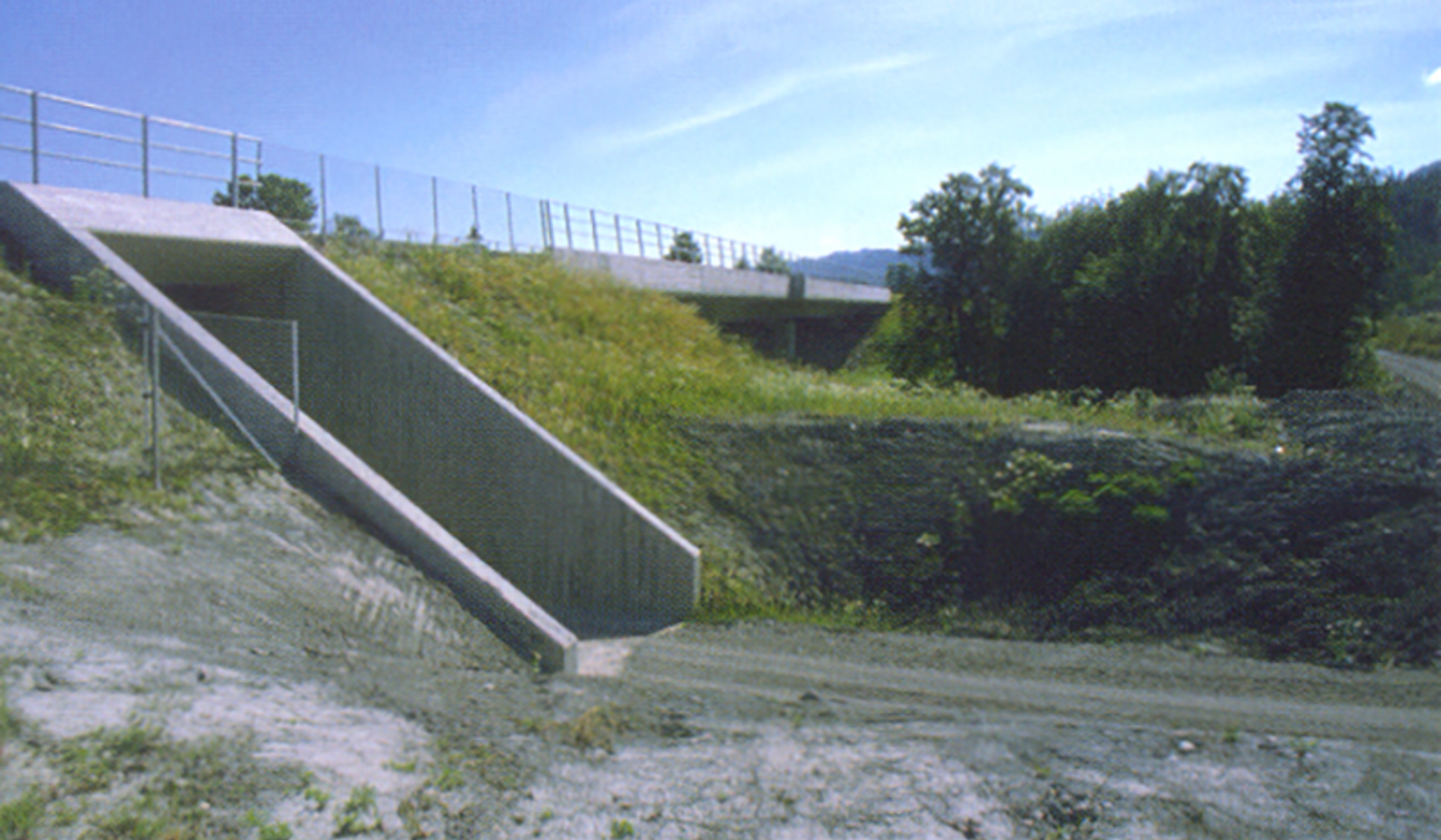 Undergang for gangvei på Vestfoldbanen.