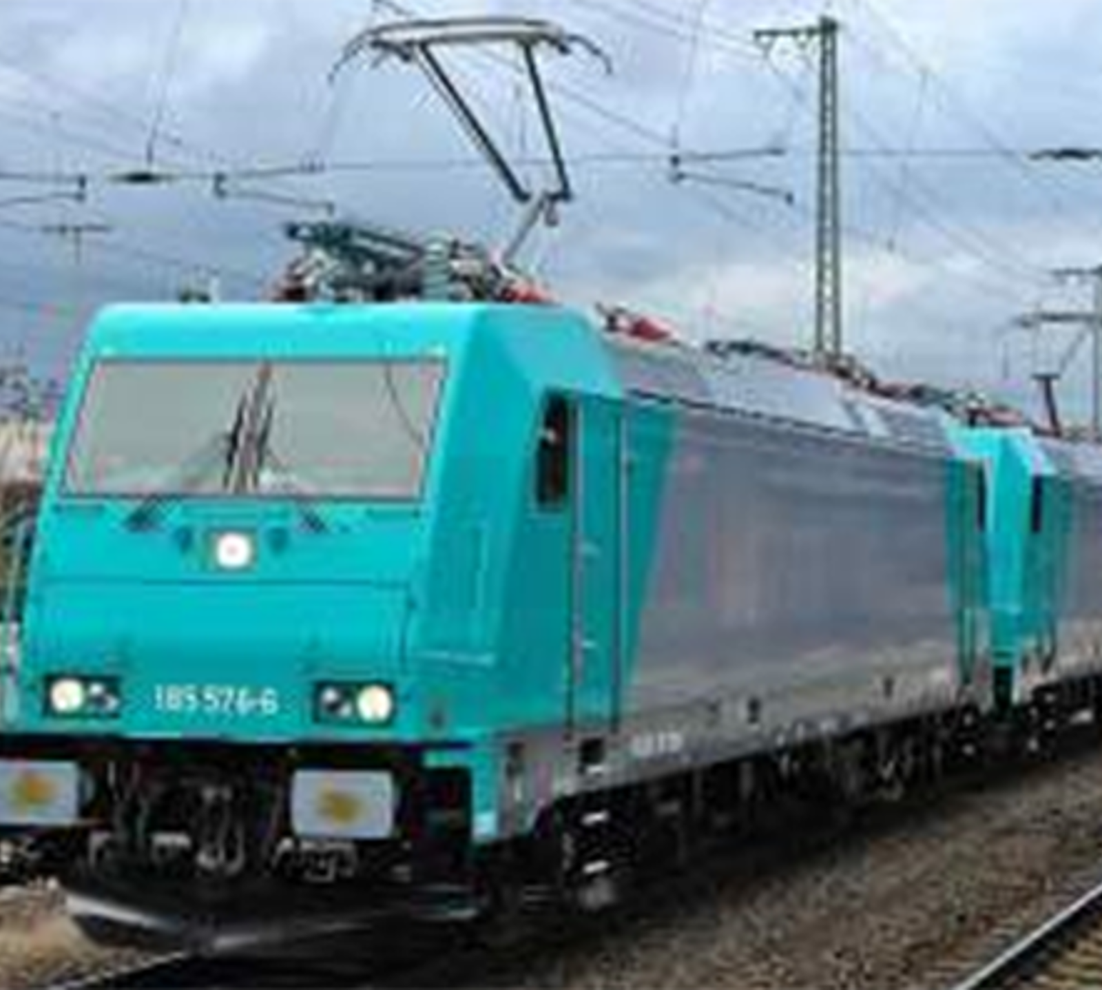 CargoNet TRAXX F140-lokomotiv i drift på norsk bane.