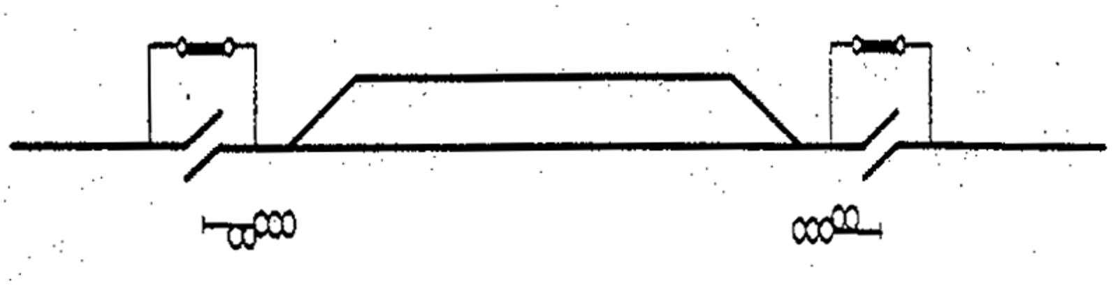 Stasjon med isolerte seksjoner i kontaktledning, uten forbigangsledning over seksjonen.