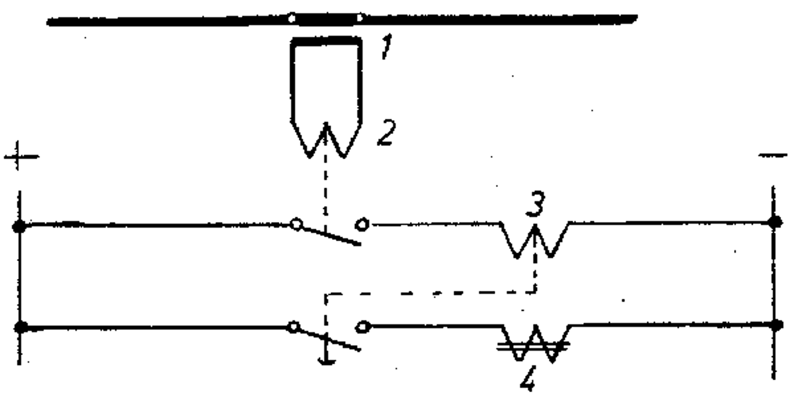 Overstrømsrelé med strømtransformator, tidsrelé og utløsespole.