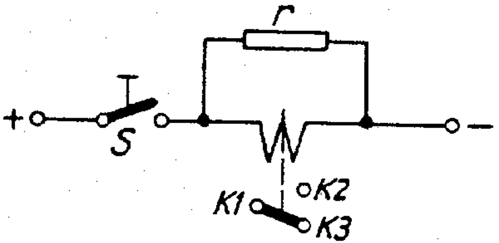 Krets med parallell motstand som gir utkoblingsforsinkelse i relé.
