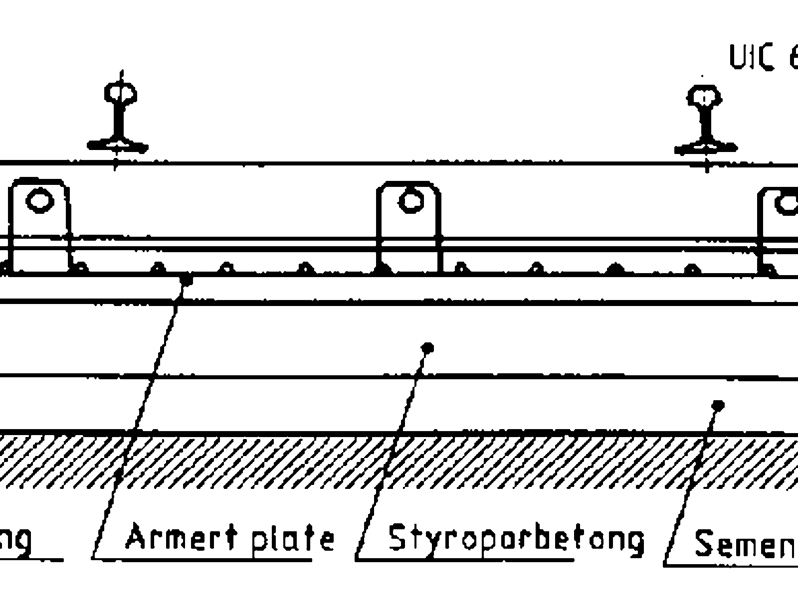 Prinsippskisse av Rheda 1972 fast spor med betongplate og lastfordelende lag.