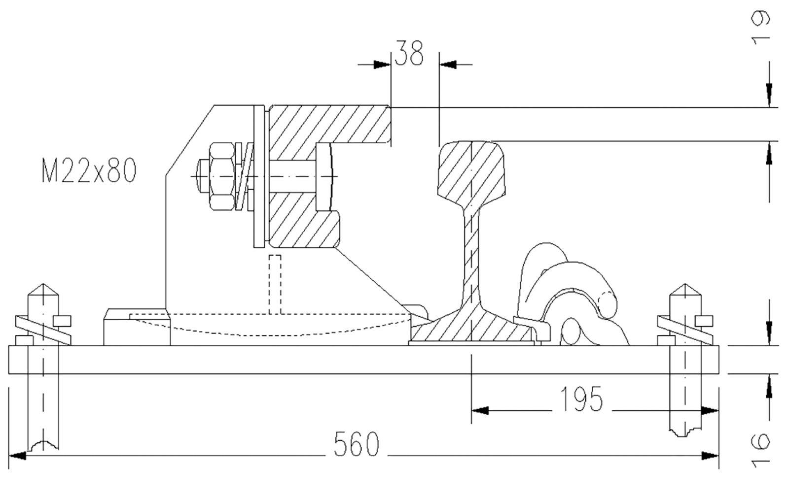 Ledeskinneprofil 33C1 festet til brakett som er sveist til underlagsplate.